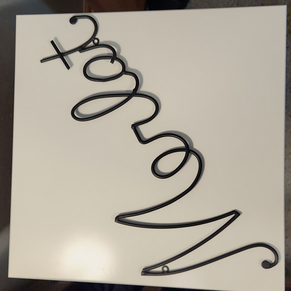 Merlot Metal Wall Art 17.5" x 6"